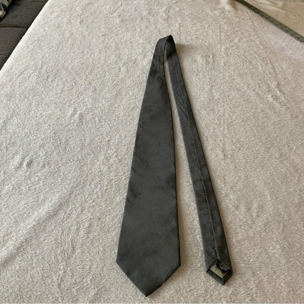 Classic Gray Silk Business Tie sku 2451
